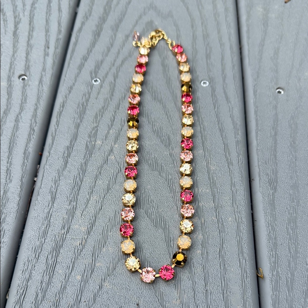 Elegant Green and Pink Crystal choker Necklace. New.